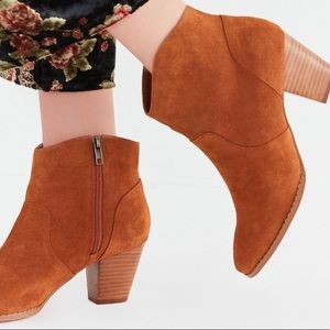 Urban Outfitters Westie Suede Ankle Boot